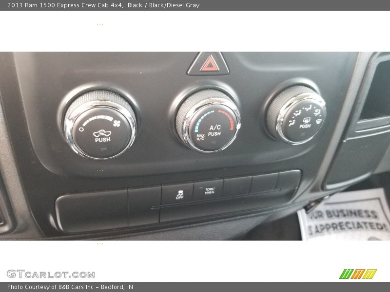 Black / Black/Diesel Gray 2013 Ram 1500 Express Crew Cab 4x4