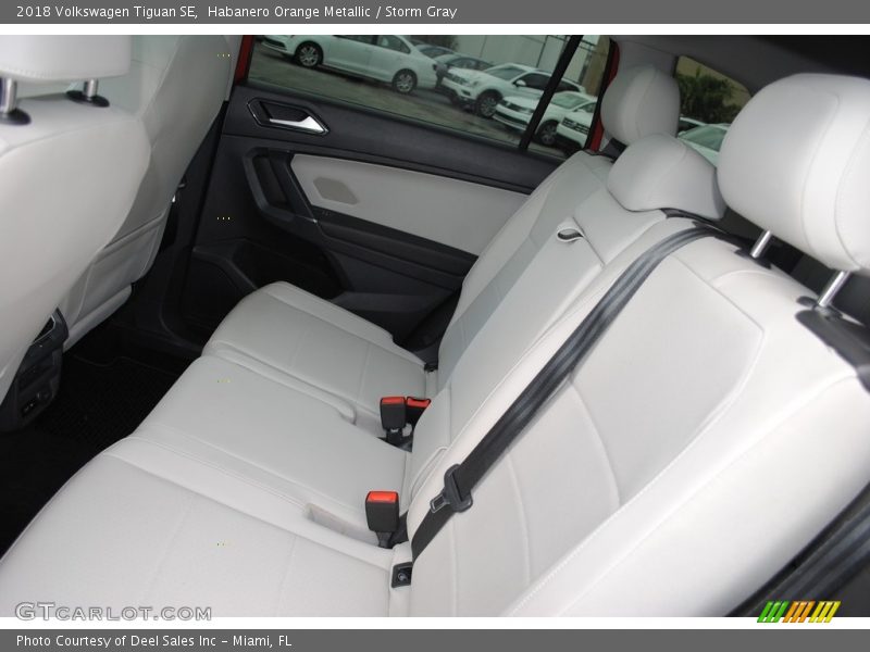 Habanero Orange Metallic / Storm Gray 2018 Volkswagen Tiguan SE