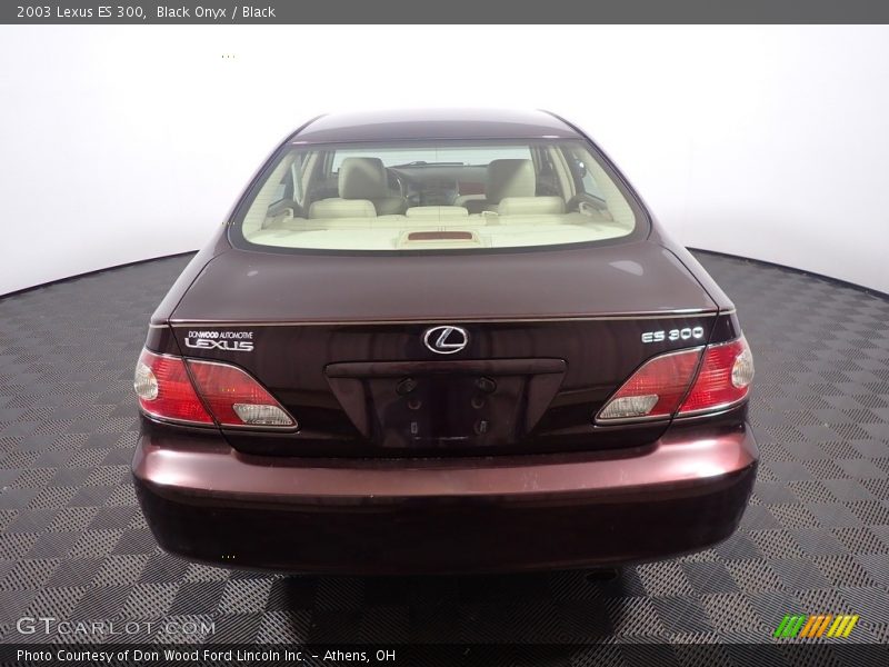 Black Onyx / Black 2003 Lexus ES 300