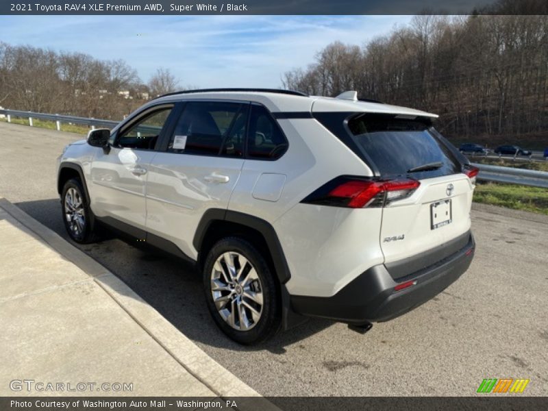 Super White / Black 2021 Toyota RAV4 XLE Premium AWD