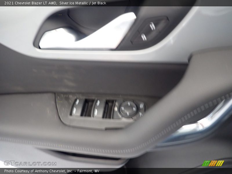 Silver Ice Metallic / Jet Black 2021 Chevrolet Blazer LT AWD