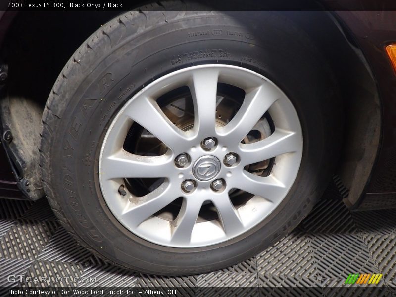 Black Onyx / Black 2003 Lexus ES 300