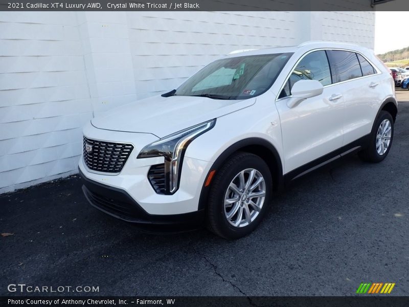Crystal White Tricoat / Jet Black 2021 Cadillac XT4 Luxury AWD