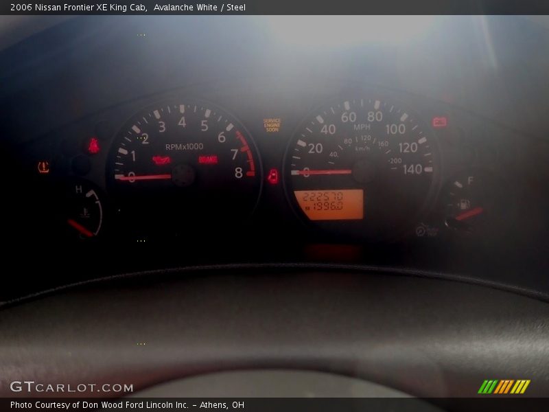 Avalanche White / Steel 2006 Nissan Frontier XE King Cab