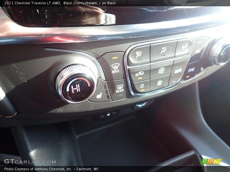 Black Cherry Metallic / Jet Black 2021 Chevrolet Traverse LT AWD