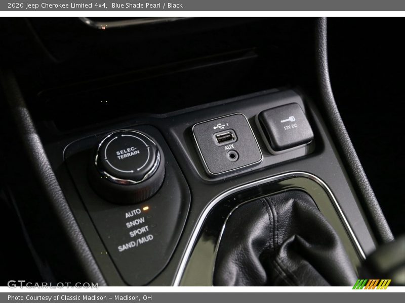 Blue Shade Pearl / Black 2020 Jeep Cherokee Limited 4x4