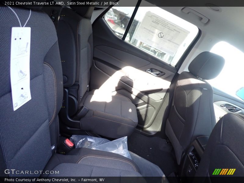 Satin Steel Metallic / Jet Black 2021 Chevrolet Traverse LT AWD