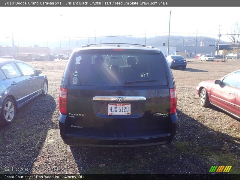 Brilliant Black Crystal Pearl / Medium Slate Gray/Light Shale 2010 Dodge Grand Caravan SXT