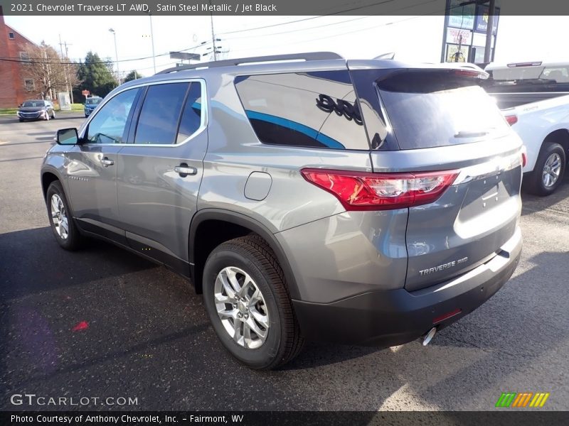 Satin Steel Metallic / Jet Black 2021 Chevrolet Traverse LT AWD