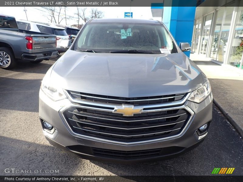 Satin Steel Metallic / Jet Black 2021 Chevrolet Traverse LT AWD