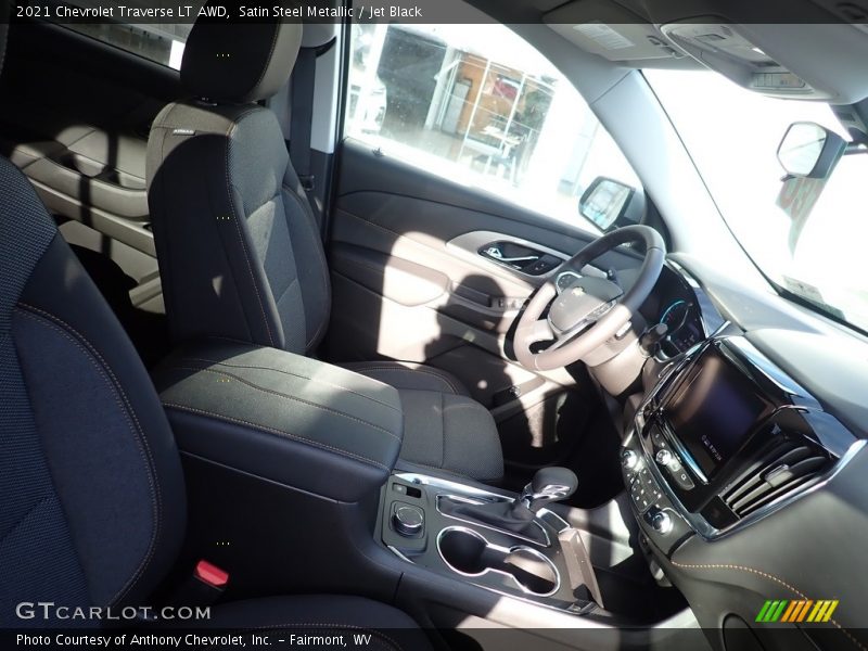 Satin Steel Metallic / Jet Black 2021 Chevrolet Traverse LT AWD