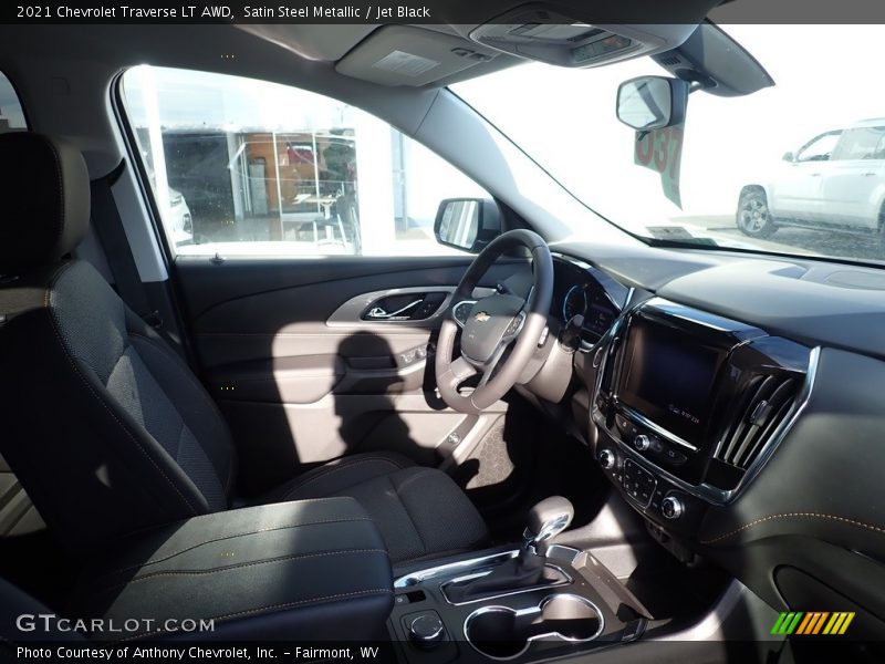 Satin Steel Metallic / Jet Black 2021 Chevrolet Traverse LT AWD