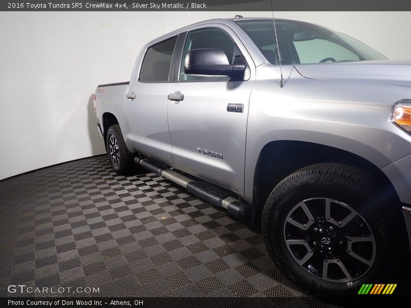 Silver Sky Metallic / Black 2016 Toyota Tundra SR5 CrewMax 4x4