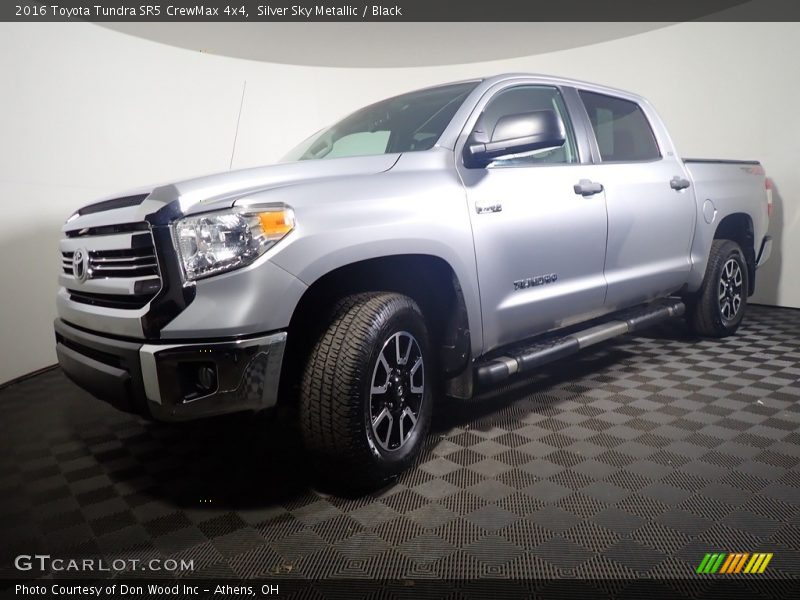 Silver Sky Metallic / Black 2016 Toyota Tundra SR5 CrewMax 4x4