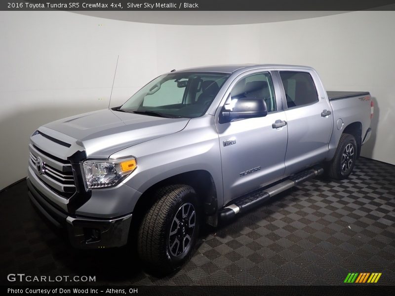 Silver Sky Metallic / Black 2016 Toyota Tundra SR5 CrewMax 4x4