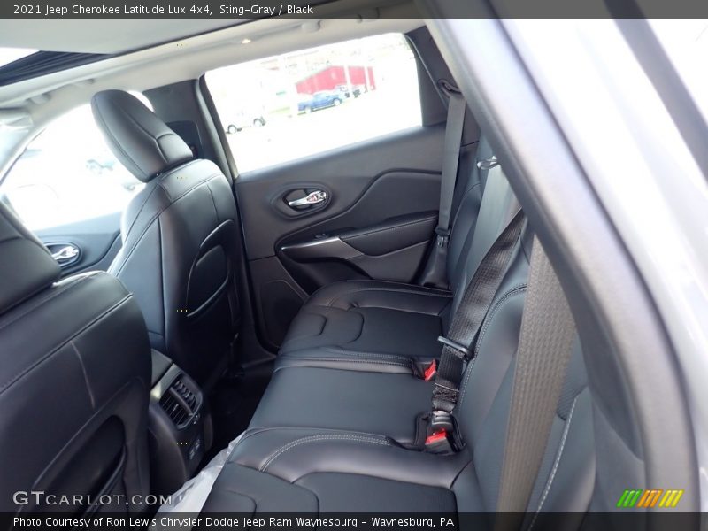 Sting-Gray / Black 2021 Jeep Cherokee Latitude Lux 4x4