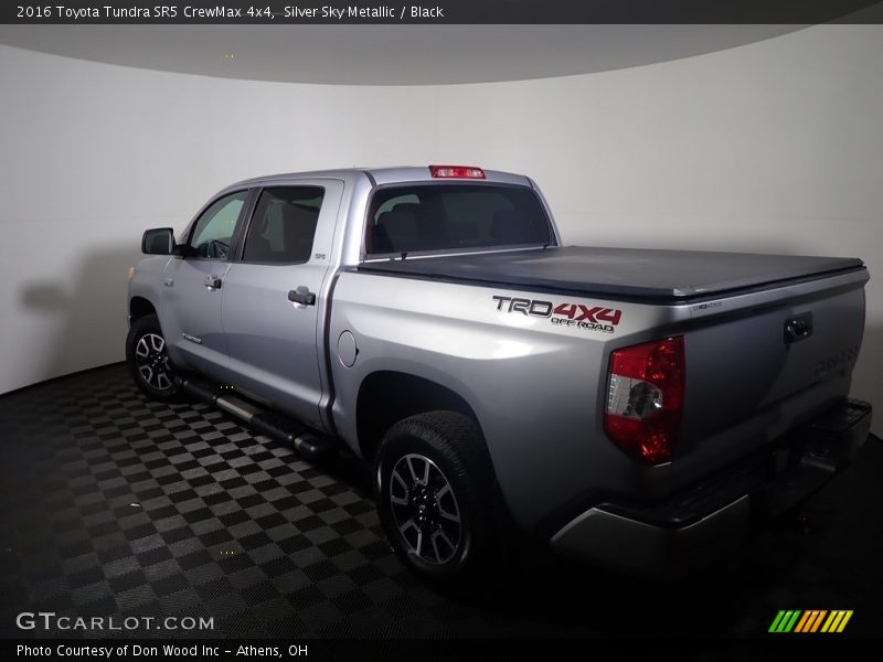 Silver Sky Metallic / Black 2016 Toyota Tundra SR5 CrewMax 4x4