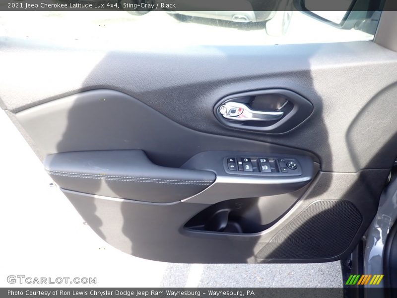 Sting-Gray / Black 2021 Jeep Cherokee Latitude Lux 4x4