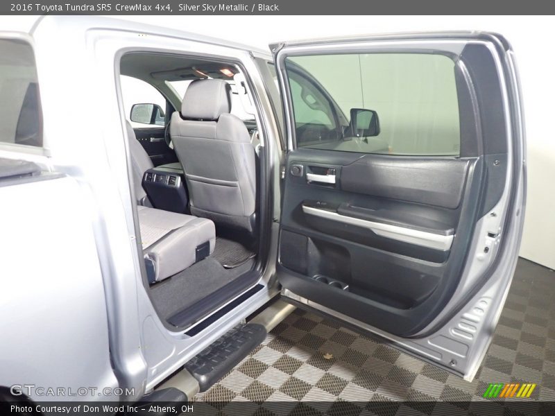 Silver Sky Metallic / Black 2016 Toyota Tundra SR5 CrewMax 4x4