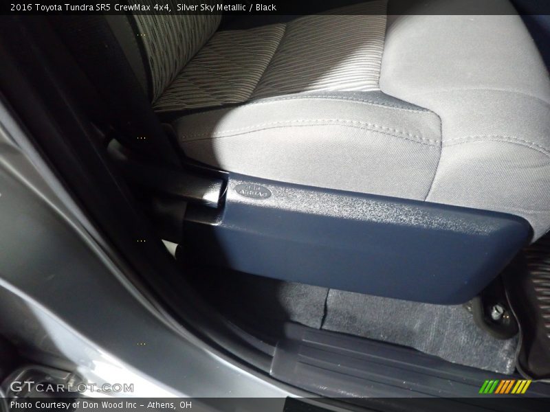 Silver Sky Metallic / Black 2016 Toyota Tundra SR5 CrewMax 4x4