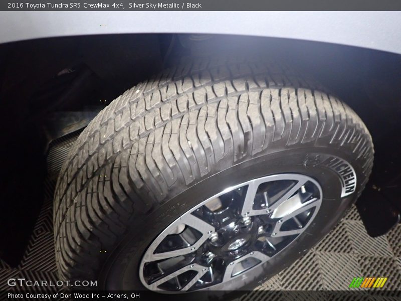 Silver Sky Metallic / Black 2016 Toyota Tundra SR5 CrewMax 4x4
