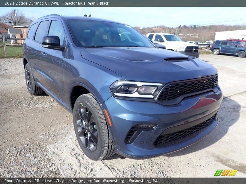 Front 3/4 View of 2021 Durango GT AWD