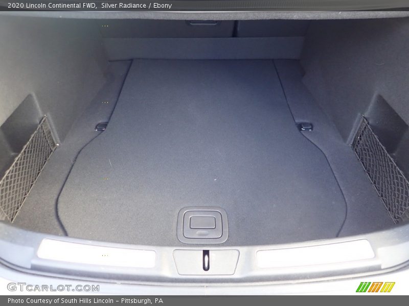  2020 Continental FWD Trunk