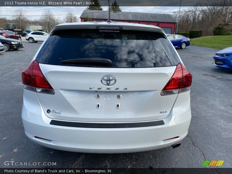 Blizzard White Pearl / Black 2013 Toyota Venza XLE