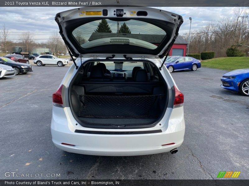Blizzard White Pearl / Black 2013 Toyota Venza XLE
