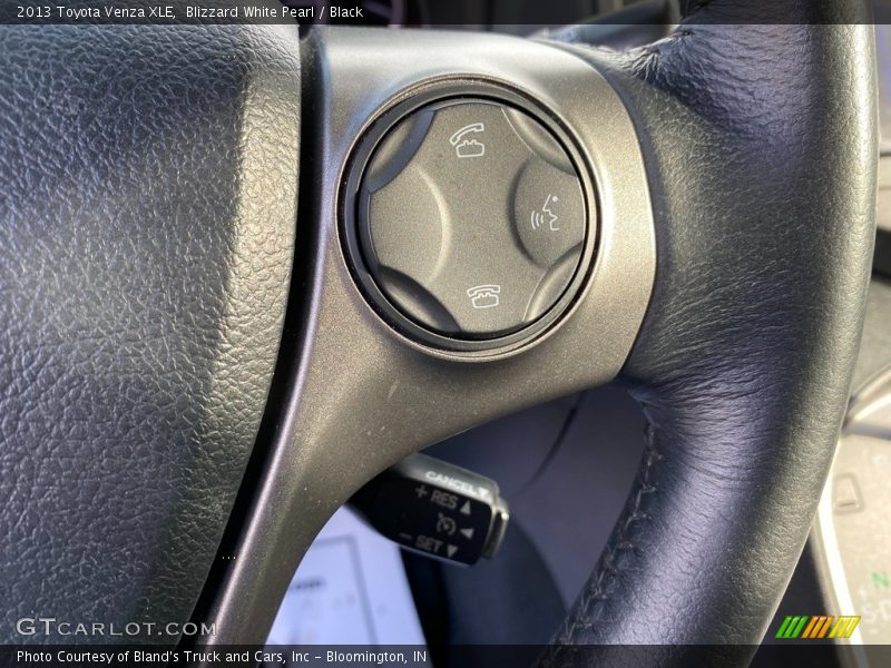 Blizzard White Pearl / Black 2013 Toyota Venza XLE