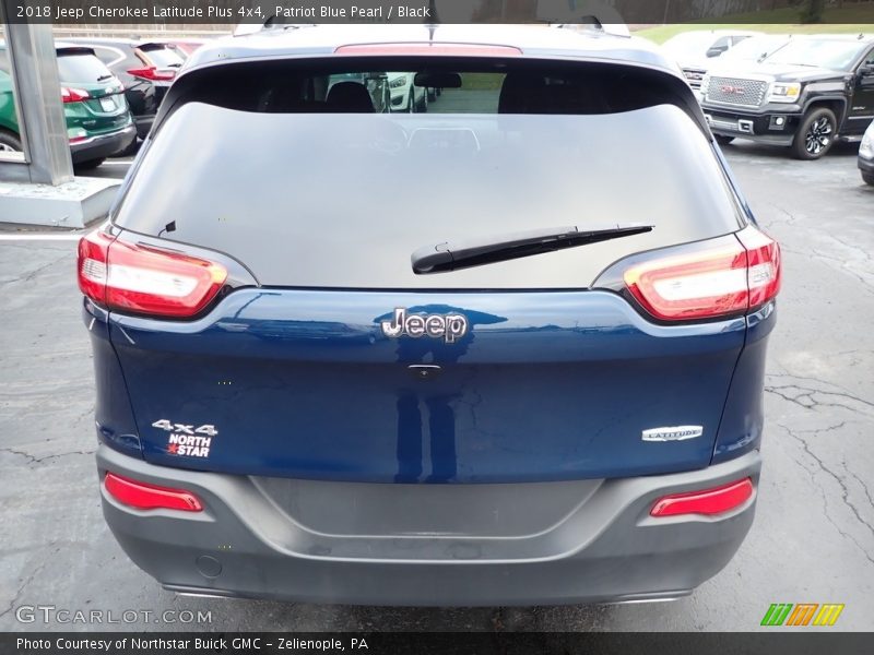 Patriot Blue Pearl / Black 2018 Jeep Cherokee Latitude Plus 4x4