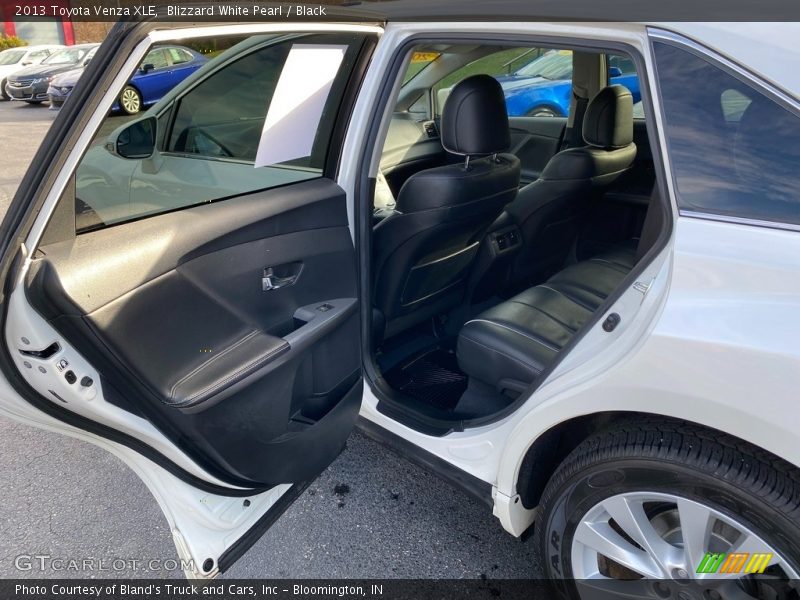Blizzard White Pearl / Black 2013 Toyota Venza XLE