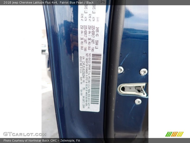 Patriot Blue Pearl / Black 2018 Jeep Cherokee Latitude Plus 4x4