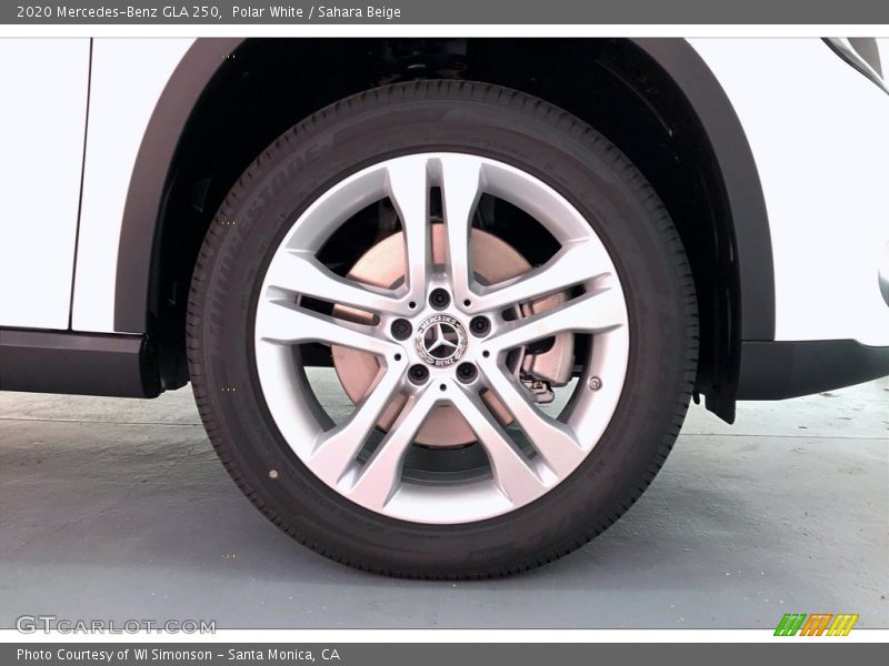 Polar White / Sahara Beige 2020 Mercedes-Benz GLA 250