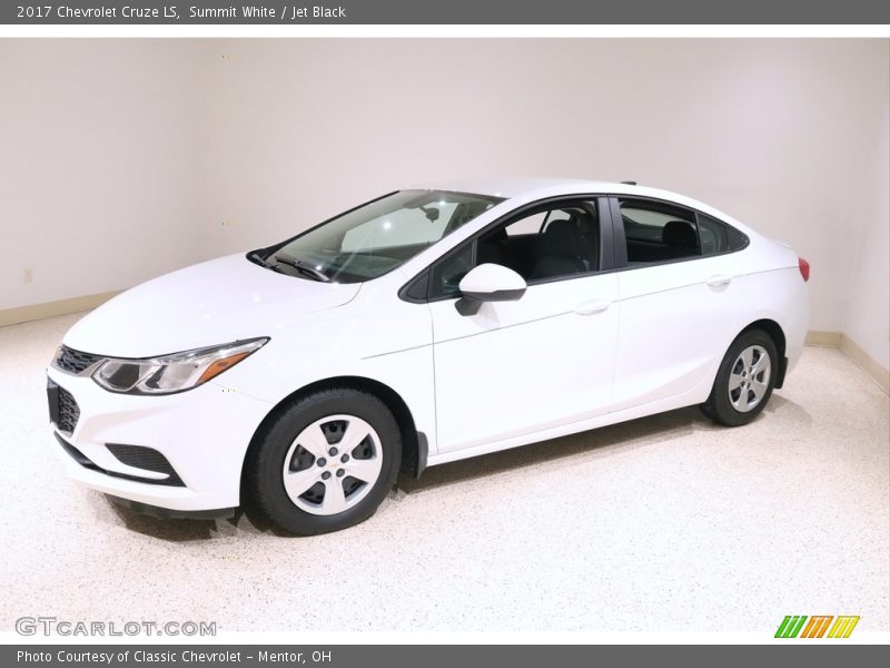 Summit White / Jet Black 2017 Chevrolet Cruze LS