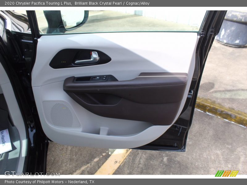 Brilliant Black Crystal Pearl / Cognac/Alloy 2020 Chrysler Pacifica Touring L Plus