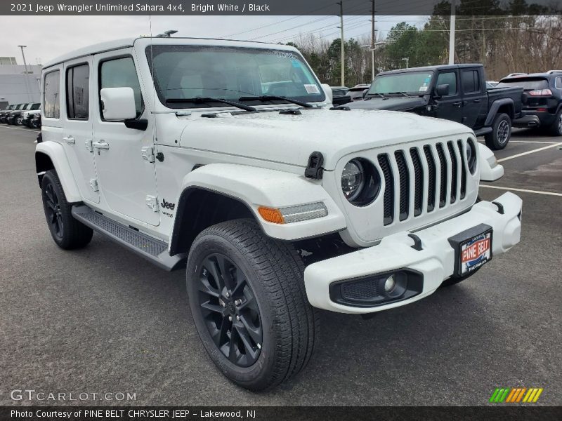 Bright White / Black 2021 Jeep Wrangler Unlimited Sahara 4x4