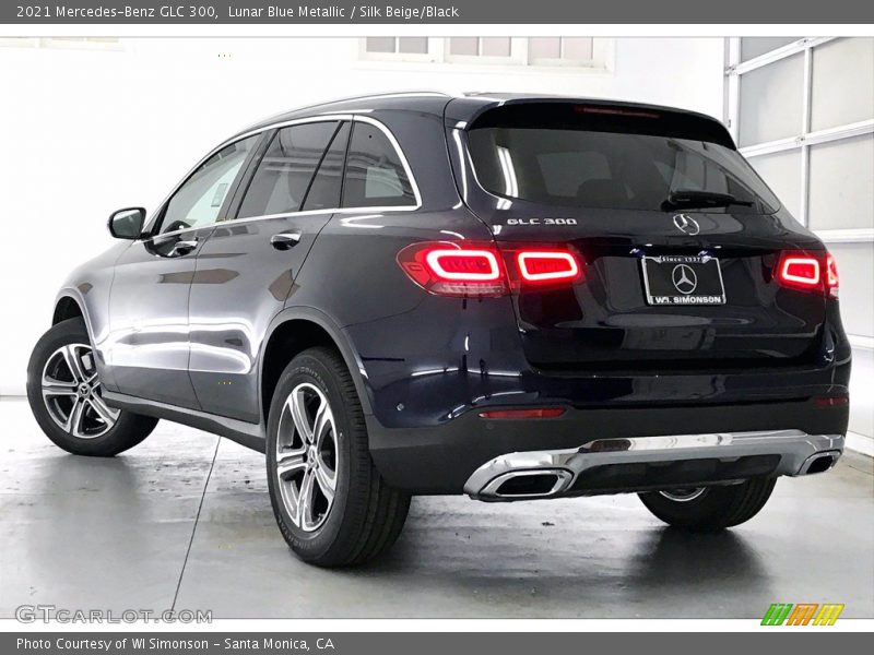 Lunar Blue Metallic / Silk Beige/Black 2021 Mercedes-Benz GLC 300