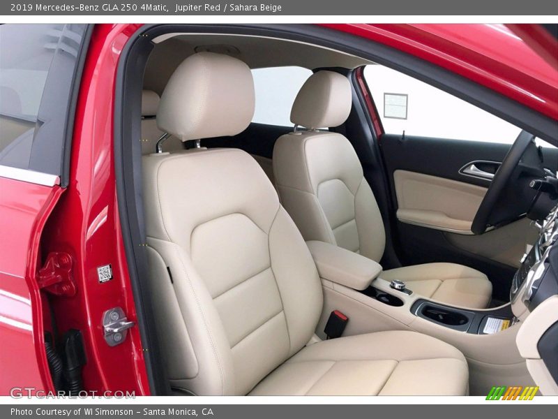 Jupiter Red / Sahara Beige 2019 Mercedes-Benz GLA 250 4Matic