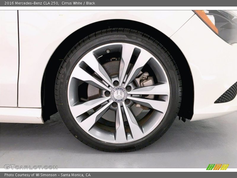 Cirrus White / Black 2016 Mercedes-Benz CLA 250