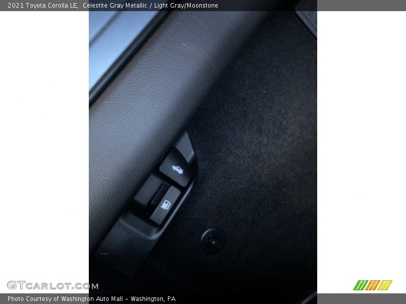 Celestite Gray Metallic / Light Gray/Moonstone 2021 Toyota Corolla LE