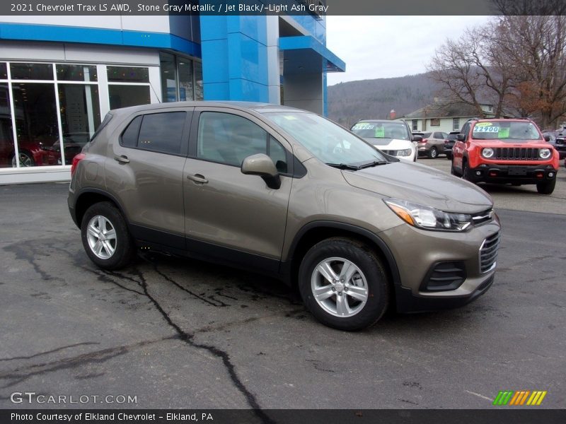 Front 3/4 View of 2021 Trax LS AWD