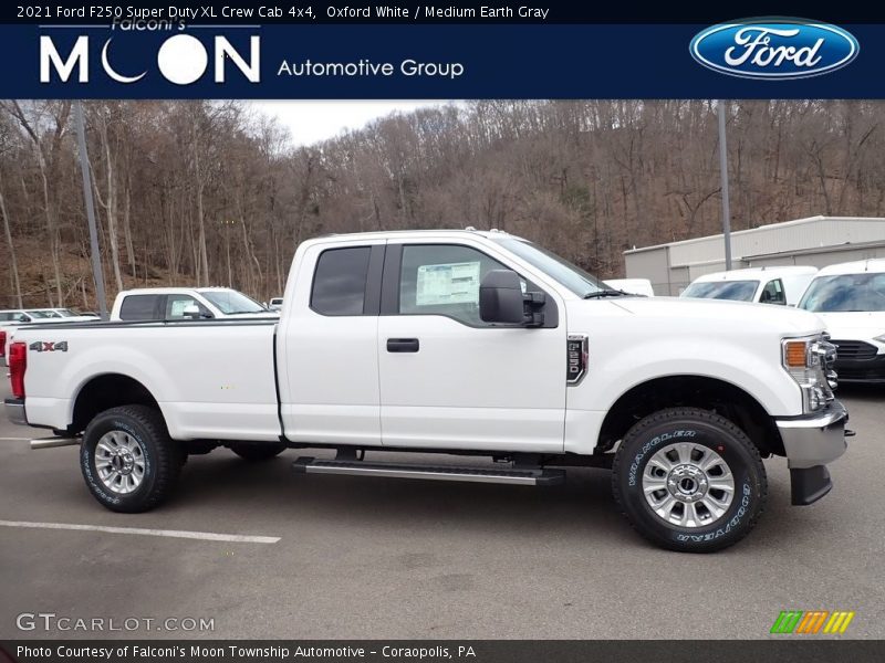 Oxford White / Medium Earth Gray 2021 Ford F250 Super Duty XL Crew Cab 4x4