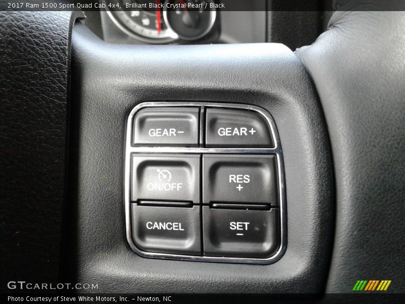 2017 1500 Sport Quad Cab 4x4 Steering Wheel