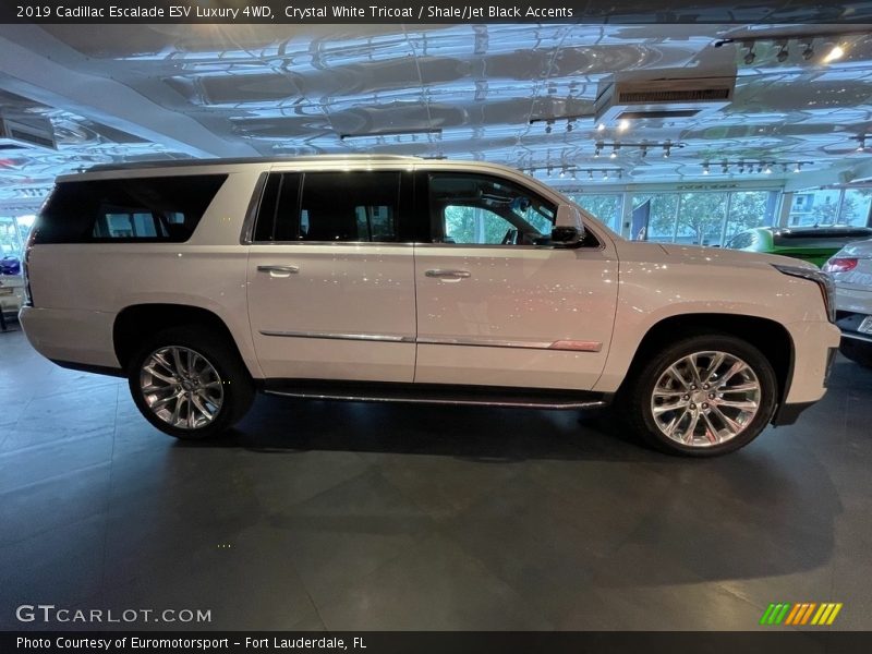 Crystal White Tricoat / Shale/Jet Black Accents 2019 Cadillac Escalade ESV Luxury 4WD