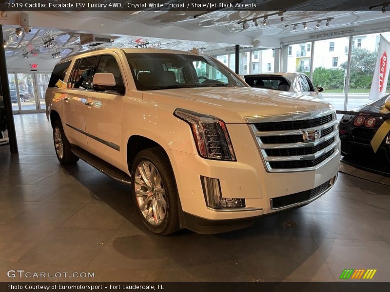 Crystal White Tricoat / Shale/Jet Black Accents 2019 Cadillac Escalade ESV Luxury 4WD