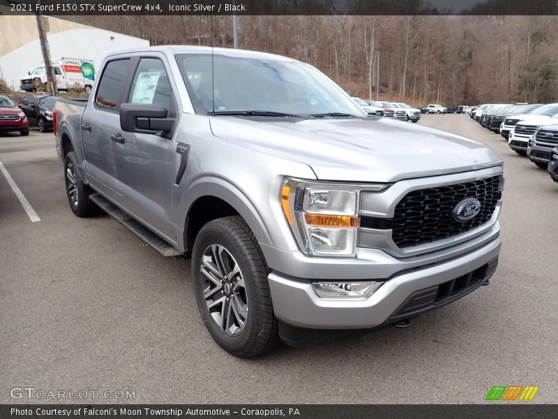 Front 3/4 View of 2021 F150 STX SuperCrew 4x4