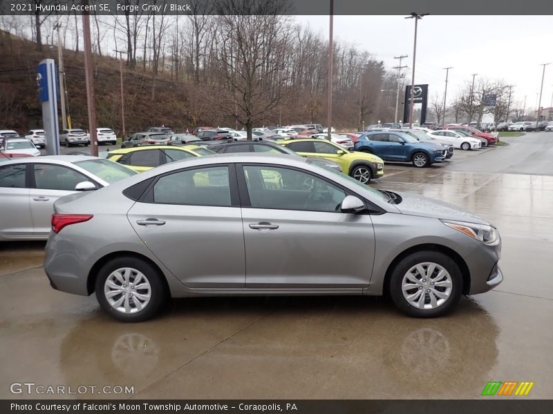  2021 Accent SE Forge Gray