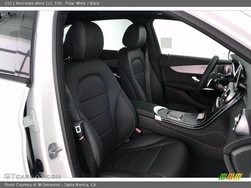 Polar White / Black 2021 Mercedes-Benz GLC 300