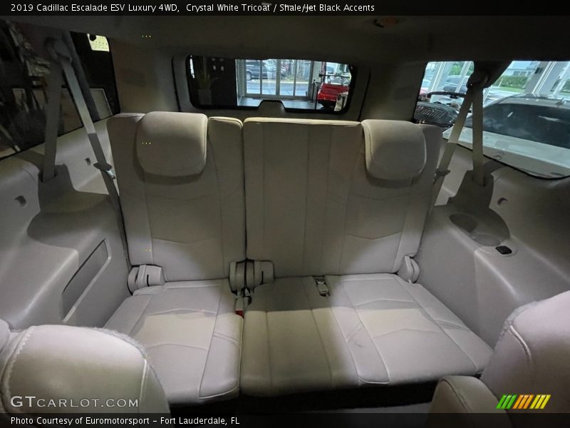 Crystal White Tricoat / Shale/Jet Black Accents 2019 Cadillac Escalade ESV Luxury 4WD